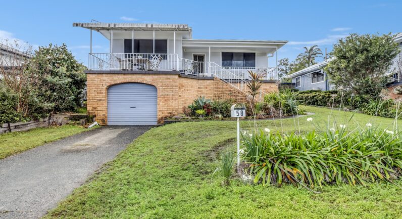 58 Clarence Ryan Avenue, West Kempsey NSW 2440