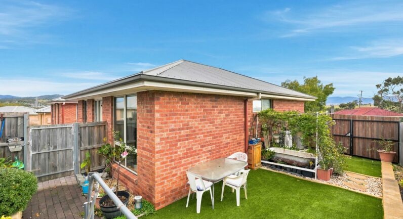 10/106 Gunn Street, Bridgewater TAS 7030