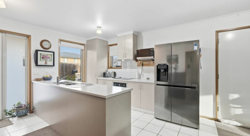 10/106 Gunn Street, Bridgewater TAS 7030