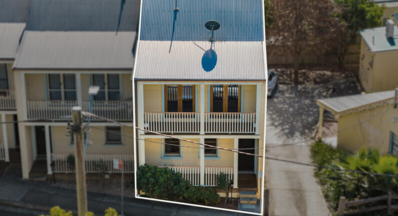 3/8 Station Street, Picton NSW 2571