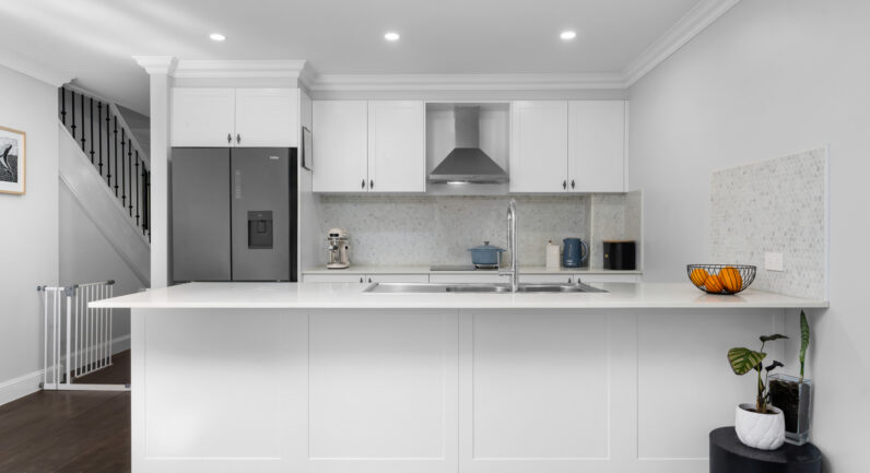 3/8 Station Street, Picton NSW 2571