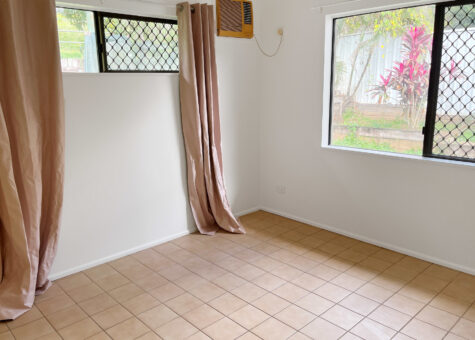 2/13 Keith Street