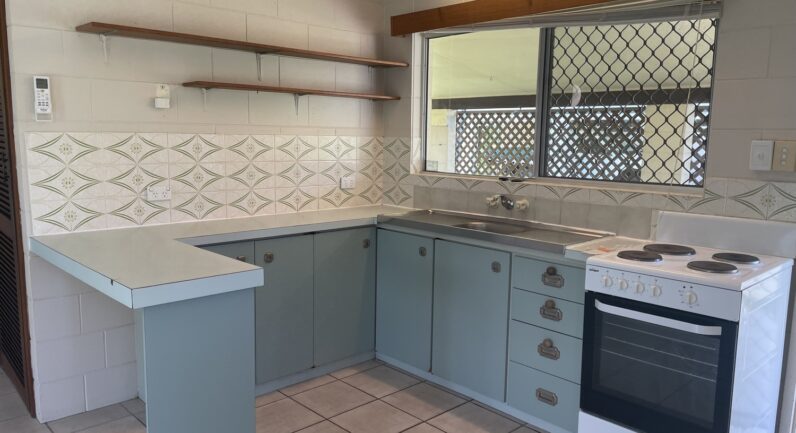 11 Caddy Street, Yorkeys Knob QLD 4878